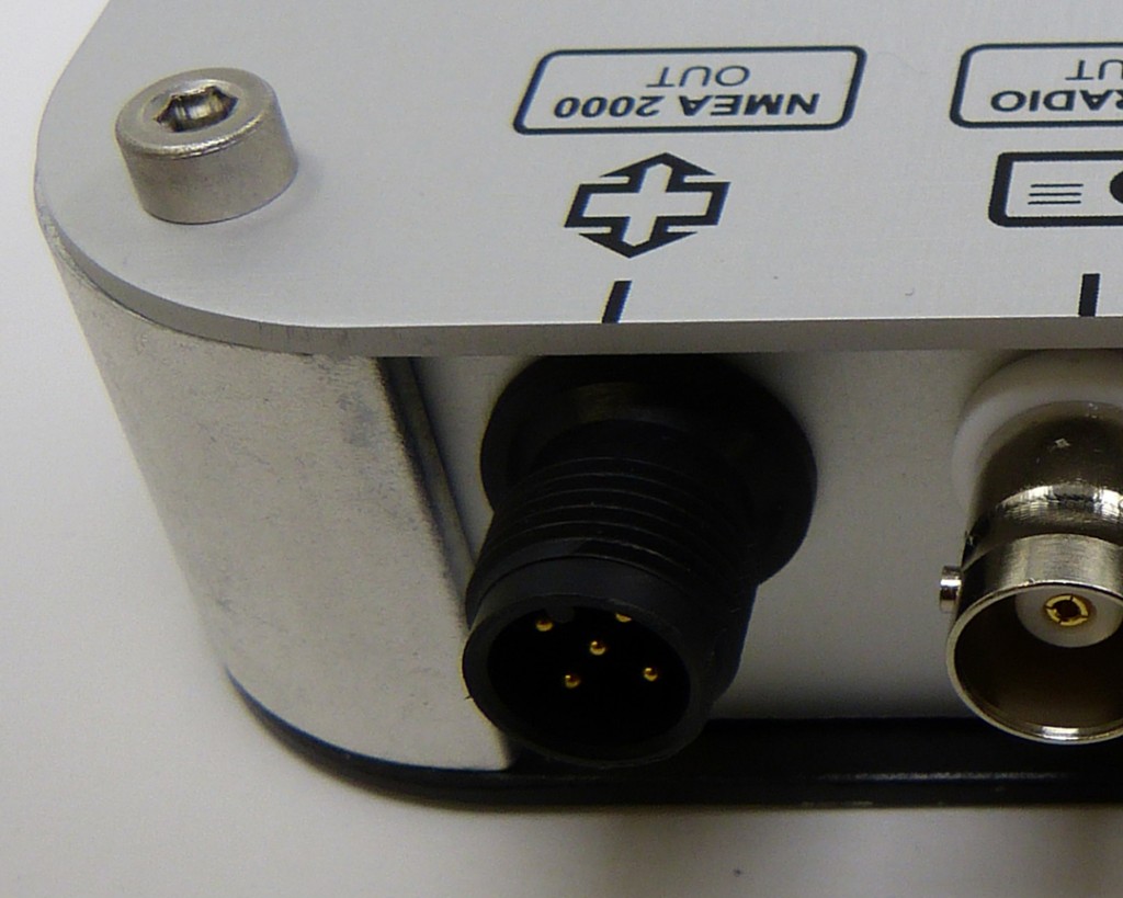 A153 easyTRX2S-IS-N2K - Weatherdock English