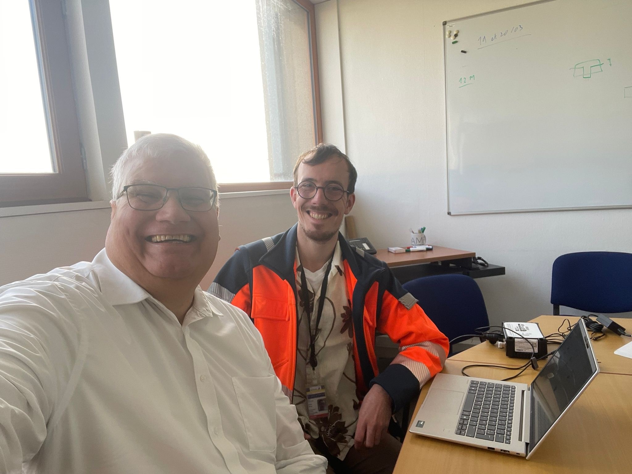 AtoN Installation Industrial Port Brest Photo 01